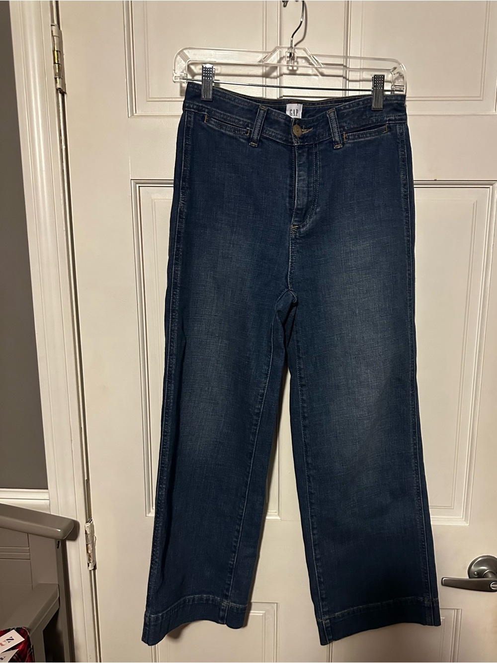 GAP Wide Leg Cropped Blue Jeans